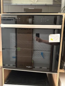 Piekarnik Whirlpool W6 OM4 4S1 H BL | 73 l, klasa A+ | 6. Zmysł, Cook4, Ready2Cook, SmartClean, prowadnice teleskopowe